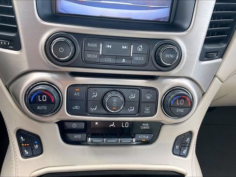 Used 2019 GMC Yukon Denali w/ Denali Ultimate Package AWD/4WD image 15