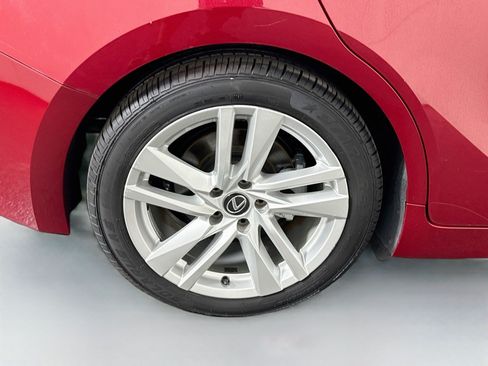 Used 2023 Lexus IS 300 w/ Comfort Package RWD image 33