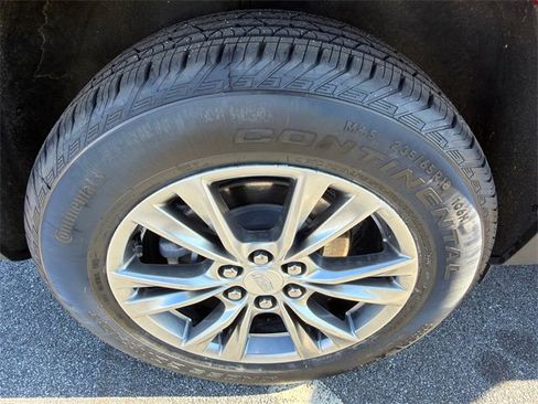 Certified 2023 Cadillac XT5 Premium Luxury w/ Technology Package image 17