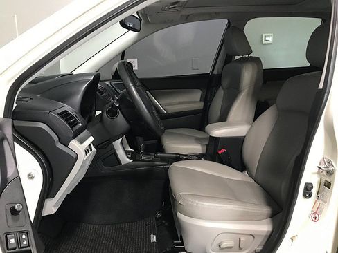 Used 2015 Subaru Forester 2.5i Limited w/ Popular Package #2 AWD/4WD image 11