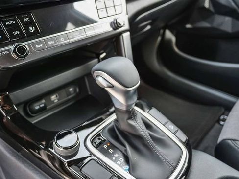 New 2026 Kia Seltos S FWD image 22