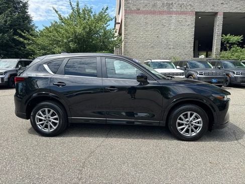 Used 2024 MAZDA CX-5 AWD 2.5 S w/ Select Package image 17