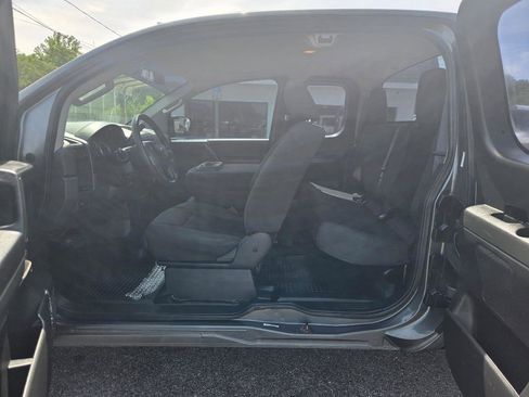 Used 2014 Nissan Titan S image 9