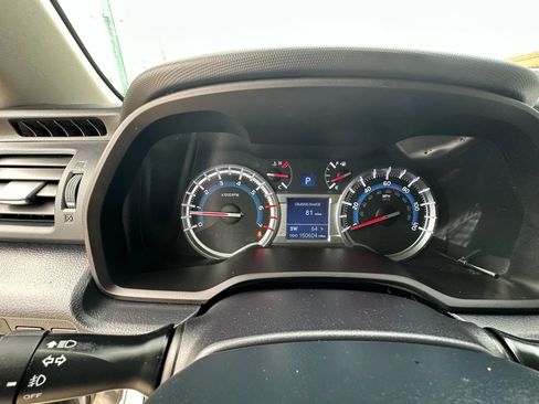 Used 2014 Toyota 4Runner SR5 Premium RWD image 19