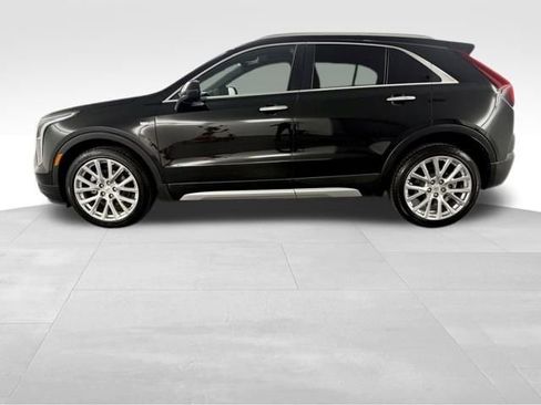 Used 2019 Cadillac XT4 Premium Luxury image 5