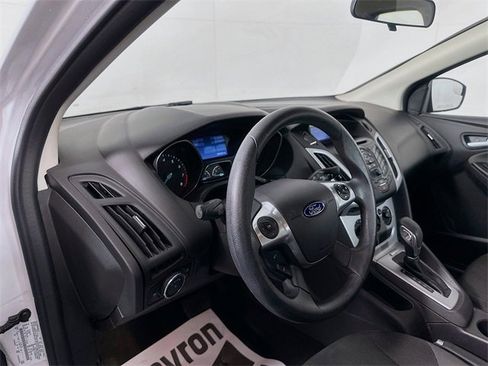 Used 2014 Ford Focus SE image 9