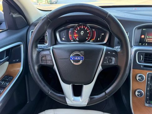 Used 2016 Volvo S60 T5 Premier FWD image 11