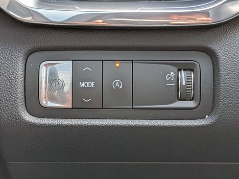 Used 2024 GMC Acadia Elevation w/ Black Edition image 19