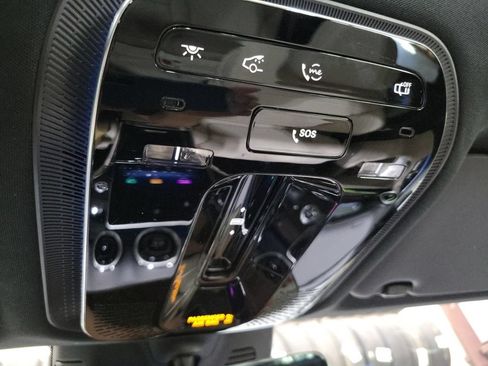 Used 2025 Mercedes-Benz GLC 300 4MATIC image 21