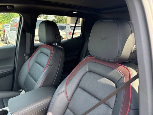 Used 2026 Chevrolet Equinox RS w/ Convenience Package III AWD/4WD image 9