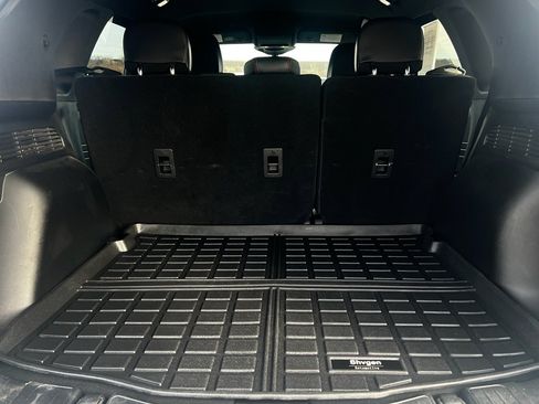 Used 2023 Ford Escape ST-Line image 14