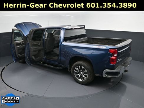 Used 2023 Chevrolet Silverado 1500 LT image 48