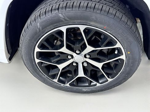 Used 2022 Jeep Grand Cherokee Summit image 39