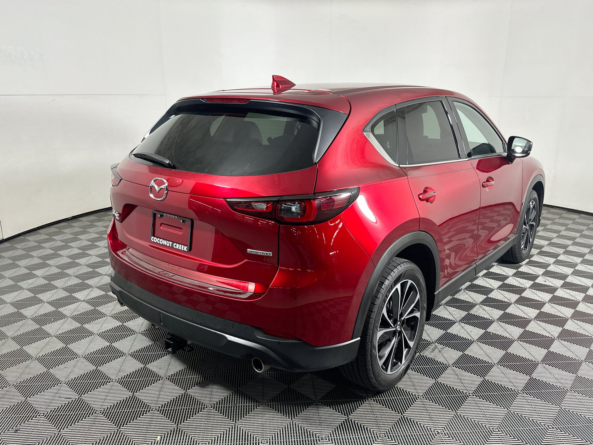 Used 2022 MAZDA CX-5 AWD 2.5 S w/ Premium Plus Pkg image 3