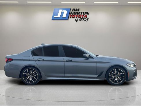Used 2022 BMW 540i w/ M Sport Package image 4
