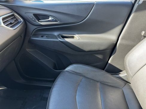 Used 2020 Chevrolet Equinox LT w/ Sport Edition image 21