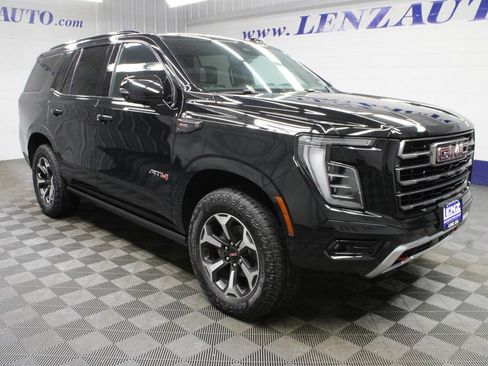 Used 2026 GMC Yukon AT4 Ultimate AWD/4WD image 3