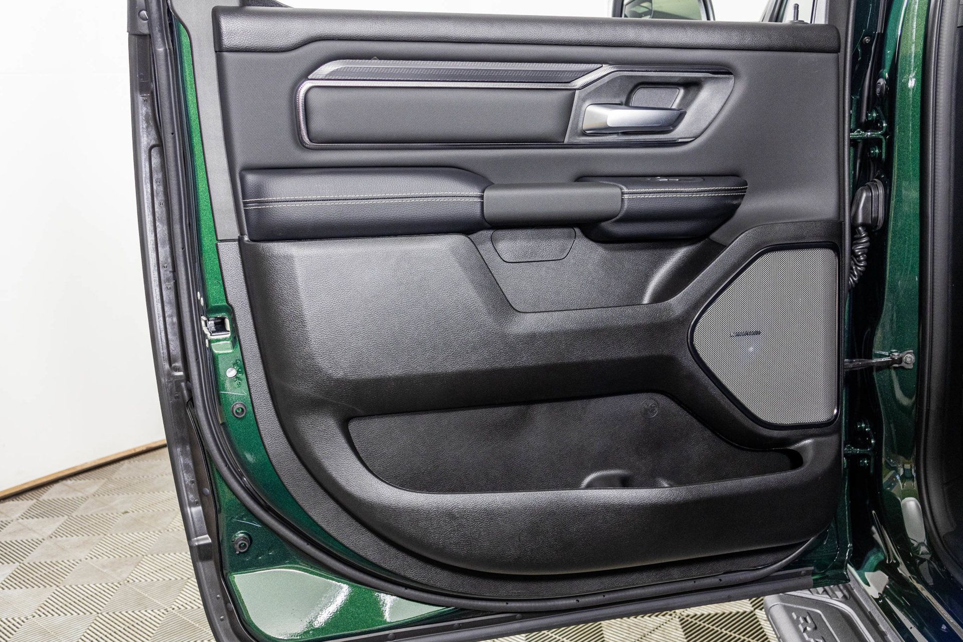 New 2027 RAM 1500 Rebel AWD/4WD image 39
