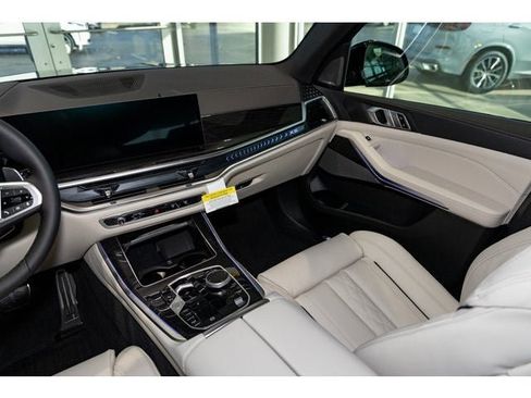 New 2026 BMW X5 xDrive50e w/ M Sport Package image 77