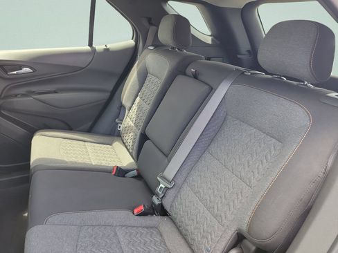 Used 2022 Chevrolet Equinox LT FWD image 10