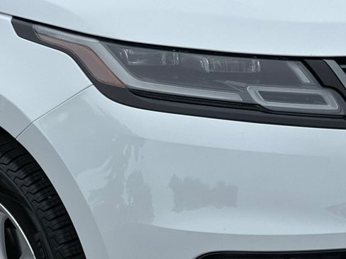Certified 2022 Land Rover Range Rover Velar R-Dynamic S AWD/4WD image 22