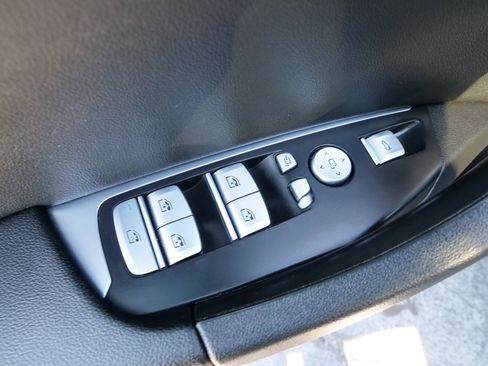 Used 2024 BMW X3 xDrive30i image 18