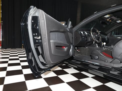 Used 2013 Ford Mustang Shelby GT500 RWD image 49