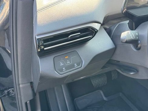 Certified 2023 Volkswagen ID.4 S RWD image 36