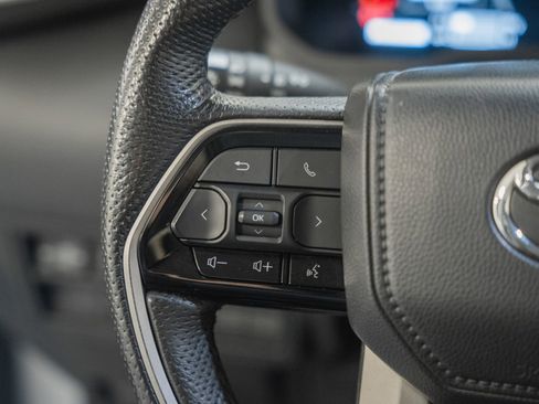 Used 2023 Toyota Tundra Limited w/ Power Package image 35