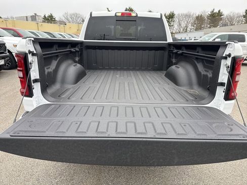 New 2026 RAM 1500 Express AWD/4WD image 24