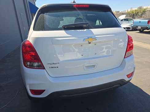 Used 2019 Chevrolet Trax LS FWD image 6