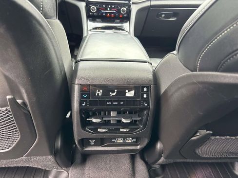 Used 2022 Jeep Grand Cherokee L Overland AWD/4WD image 10
