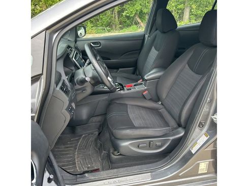 Used 2020 Nissan Leaf SV Plus FWD image 5
