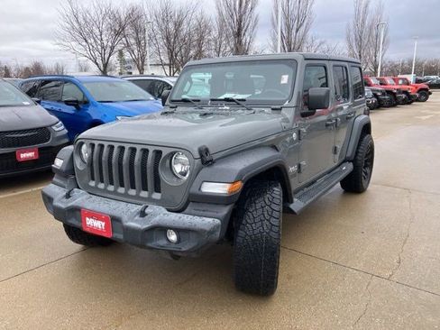 Certified 2019 Jeep Wrangler Unlimited Sport S image 3