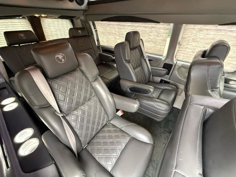 Used 2022 Chevrolet Express 2500 Extended w/ Enhanced Convenience Package image 36