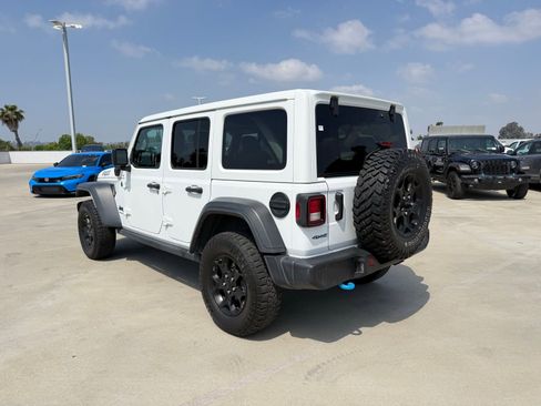 Used 2023 Jeep Wrangler Unlimited AWD/4WD image 2