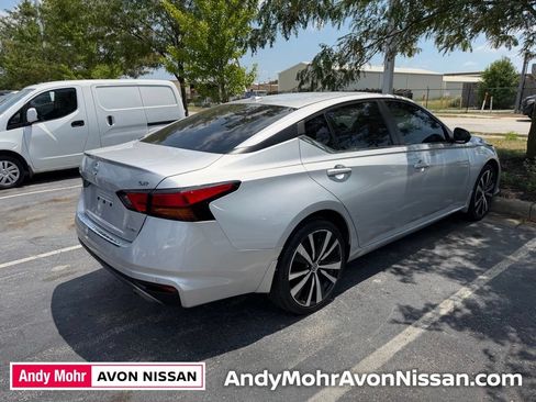 Used 2021 Nissan Altima 2.5 SR AWD/4WD image 3