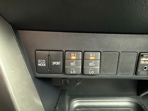 Used 2018 Toyota RAV4 Limited w/ All Weather Liner Package AWD/4WD image 12