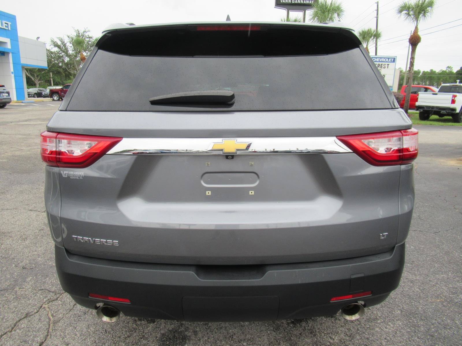Used 2020 Chevrolet Traverse LT FWD image 9