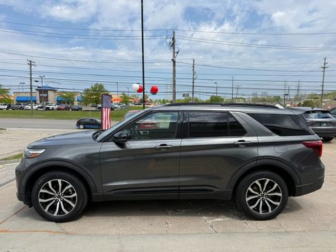 Used 2020 Ford Explorer ST w/ Premium Technology Package AWD/4WD image 7