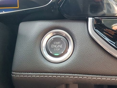 New 2025 Chevrolet Colorado LT w/ LT Convenience Package image 13