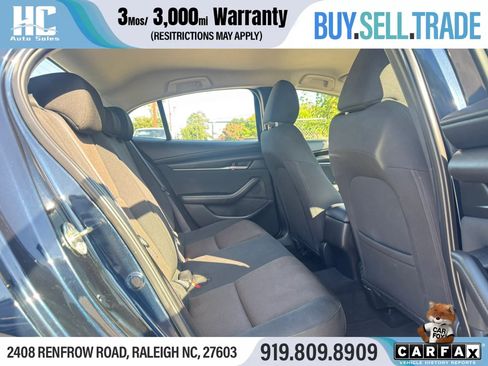 Used 2019 MAZDA MAZDA3 Sedan FWD image 18