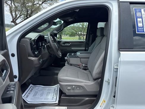 Used 2023 Chevrolet Silverado 1500 LT RWD image 18