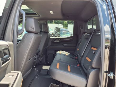 New 2026 GMC Sierra 1500 AT4 w/ AT4 Premium Package AWD/4WD image 15