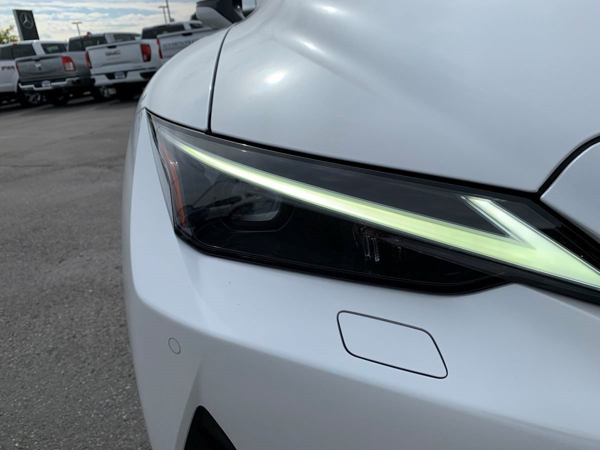 Used 2021 Lexus IS 300 AWD image 9