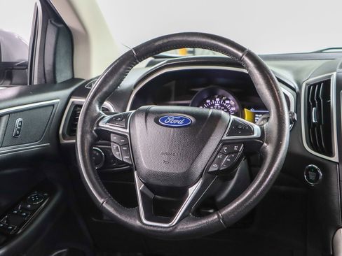 Used 2020 Ford Edge SEL image 12