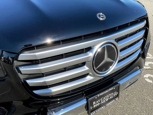 Used 2025 Mercedes-Benz GLS 450 4MATIC image 22
