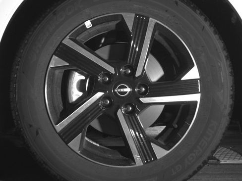 Used 2025 Nissan Sentra SV FWD image 12