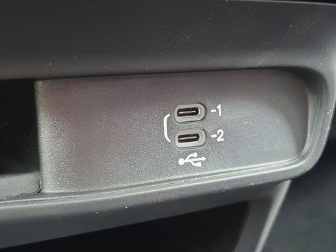 New 2026 Chrysler Pacifica Select image 31