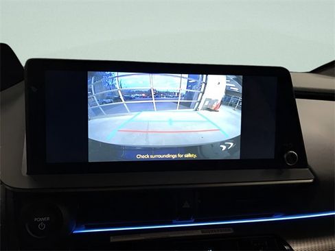 Certified 2024 Toyota Prius XLE image 21